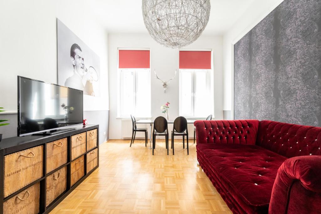 Urban 1BR Near Metro