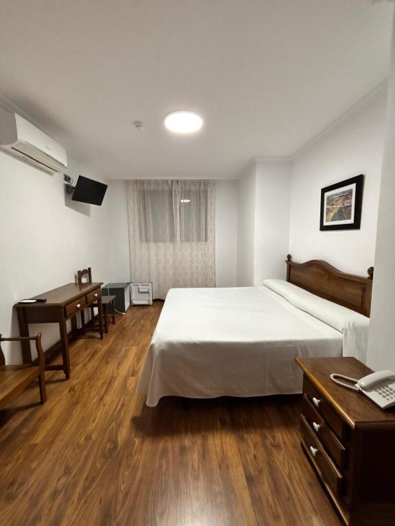 Hotel Restaurante Dama de Baza - Double Room