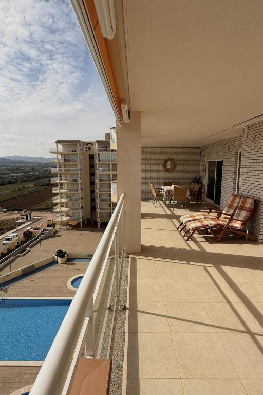 Balea Mar gran terraza y piscina a 4 min de la playa