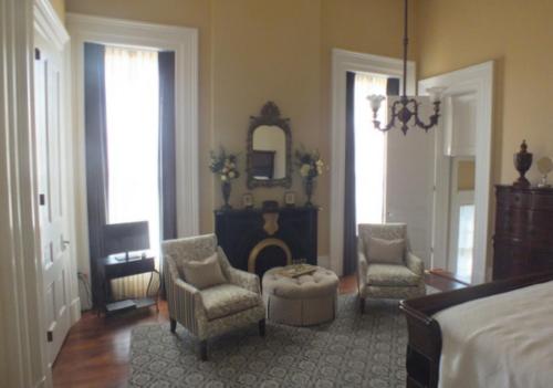 The Pepin Mansion B&B on Mansion Row - 10 min to start of the Bourbon Trail - Deluxe King Suite Met Uitzicht Op De Stad