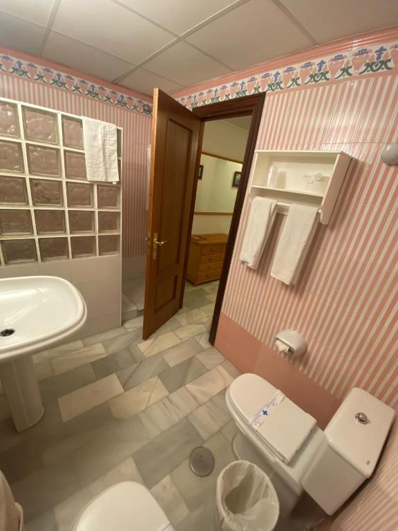 Hotel La Española - Budget Triple Room