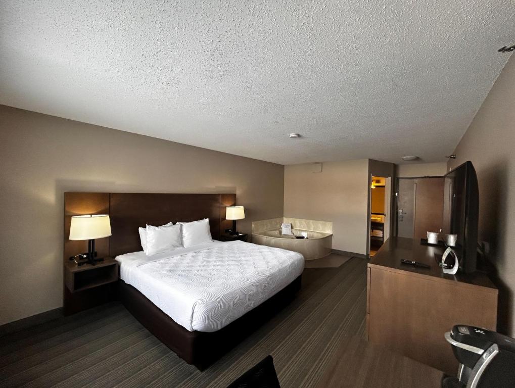 Country Inn & Suites by Radisson, Baxter, MN photo