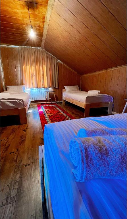 Umai House Karakol - Standard Triple Room