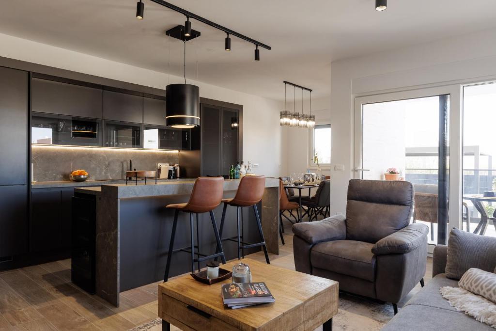 Imagine Apartment
