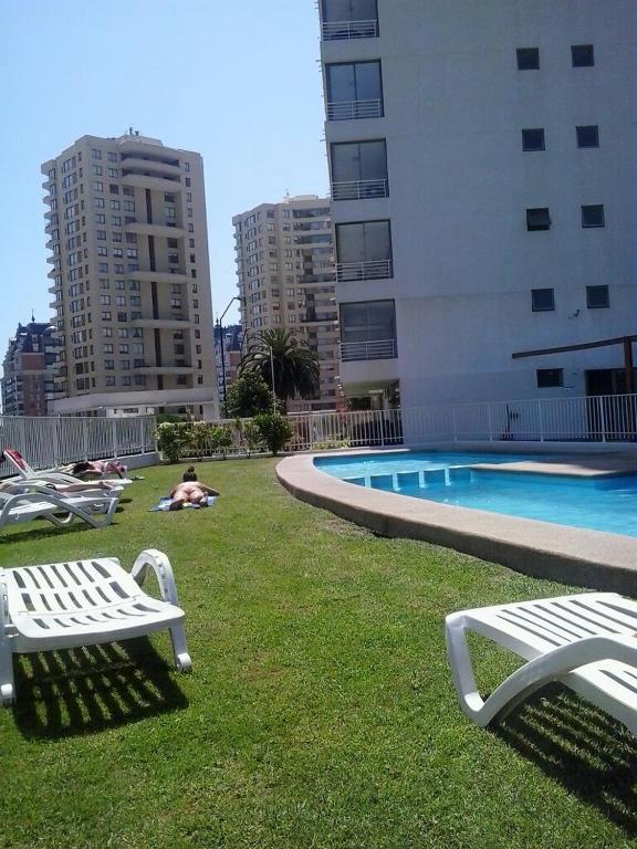 Piscina a Coraceros Apartment o a prop