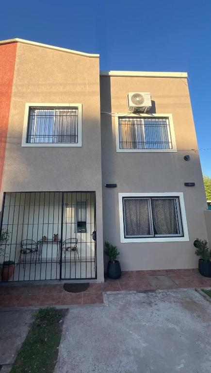 Duplex Jauregui en Lujan