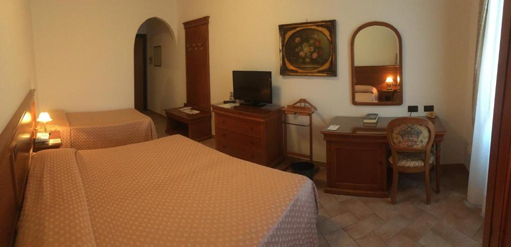 Hotel Castello di Septe - Chambre Triple Standarde