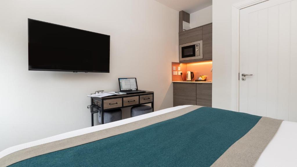Linen Bank Residence - Aparthotel - Sala De Caballerizas
