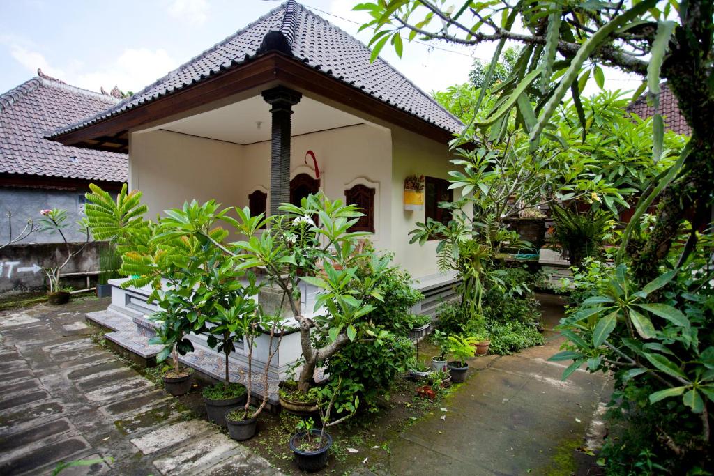 Zahrada ubytování Koming House