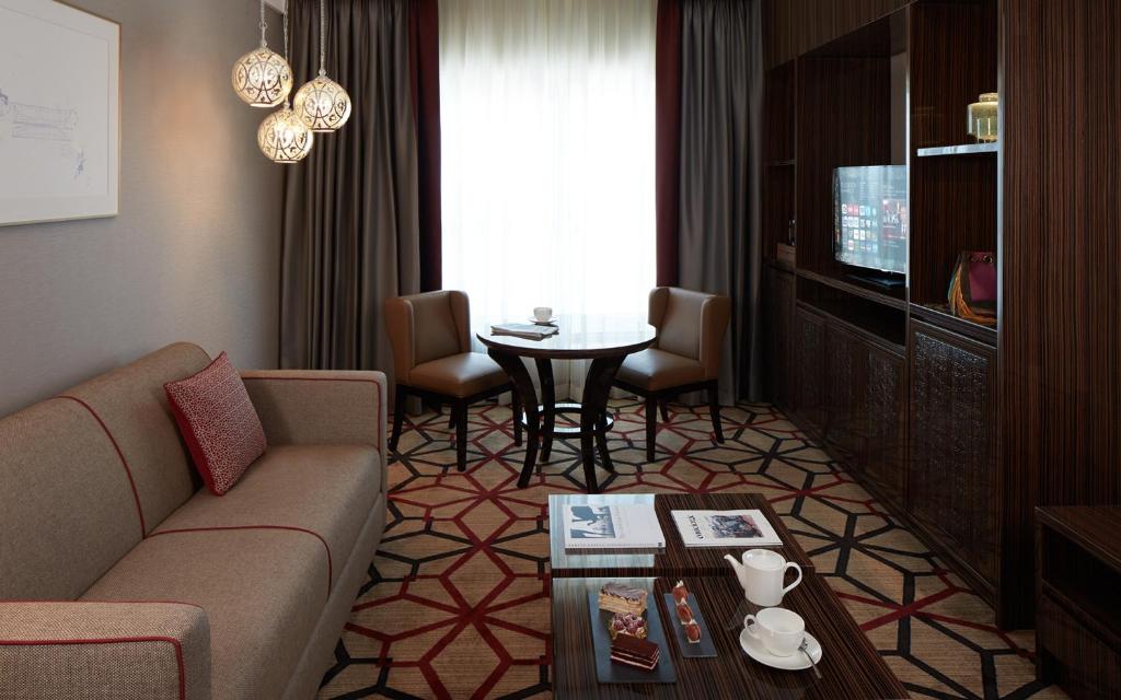 Posezení v ubytování Dusit D2 Kenz Hotel Dubai
