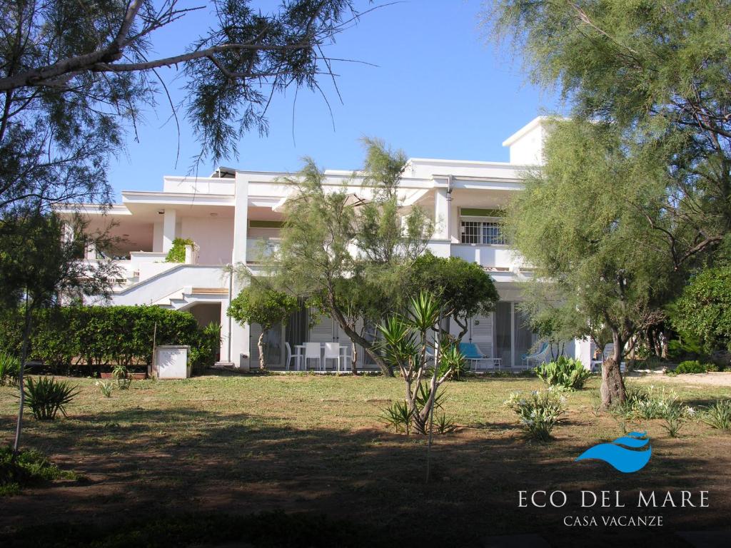 A garden outside Eco del Mare