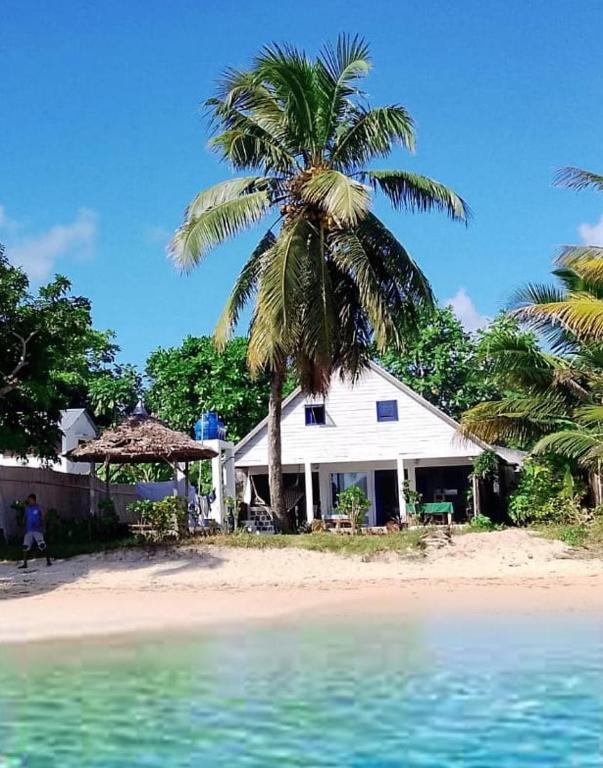 Blue Lagoon villa en bord de plage