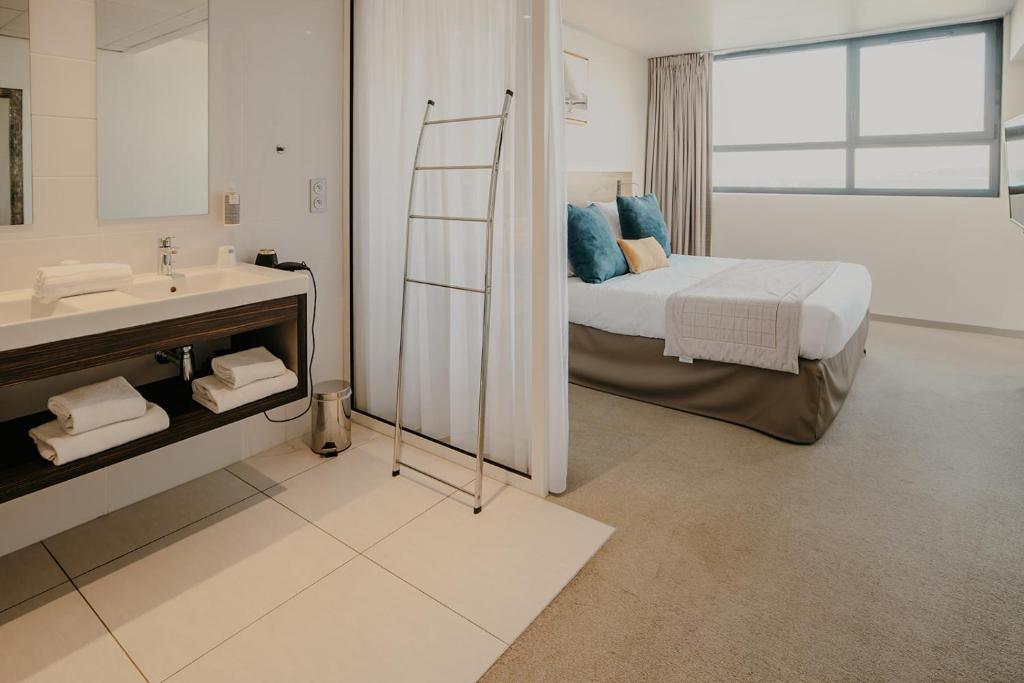 Le Nautica Hôtel - Habitación Familiar Con Vistas Al Mar
