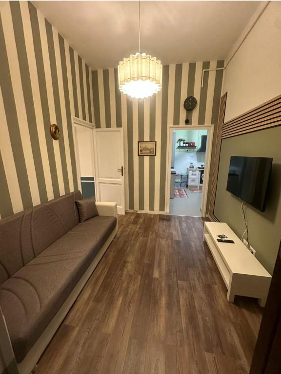 Trastevere Rome's heart charming & cozy apartment 4