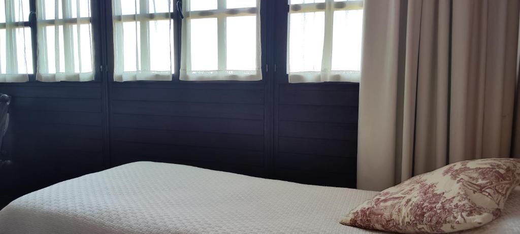 El Mirador de Deva - Twin Room With Extra Bed
