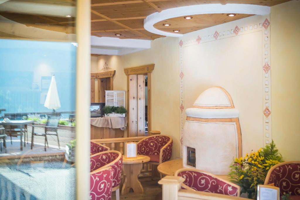 Posezení v ubytování Almhotel Lenz