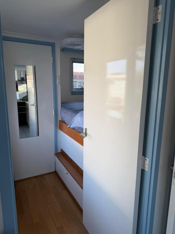 Floating Hideaway - Vakantiehuis