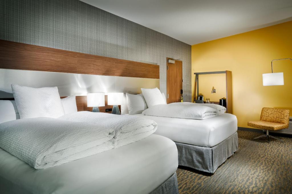 Staypineapple, Hotel Z, Gaslamp San Diego - 