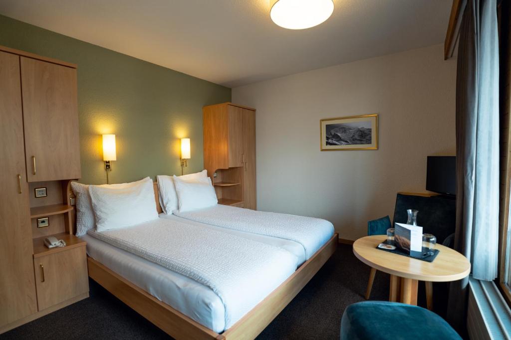 Hotel Jungfraublick photo