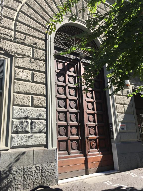 Fasada lub wejście do obiektu Napoli Central City