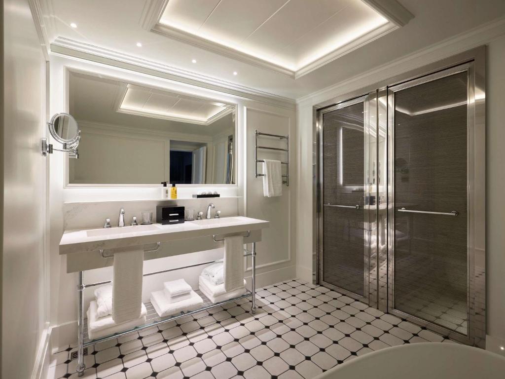 Hotel photo 42
