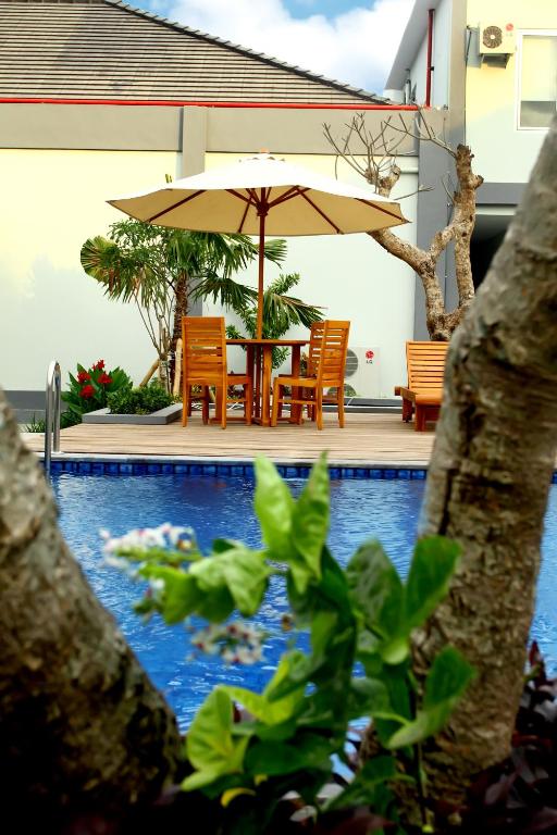 Grand Royal BIL Hotel