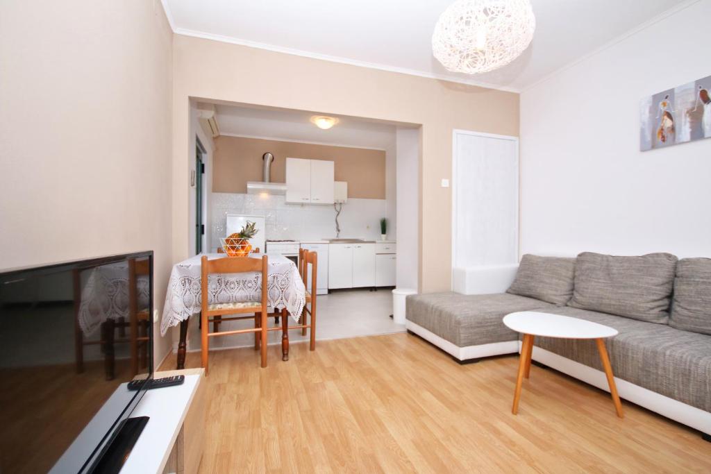 Kuchyňa alebo kuchynka v ubytovaní Brela Beach house