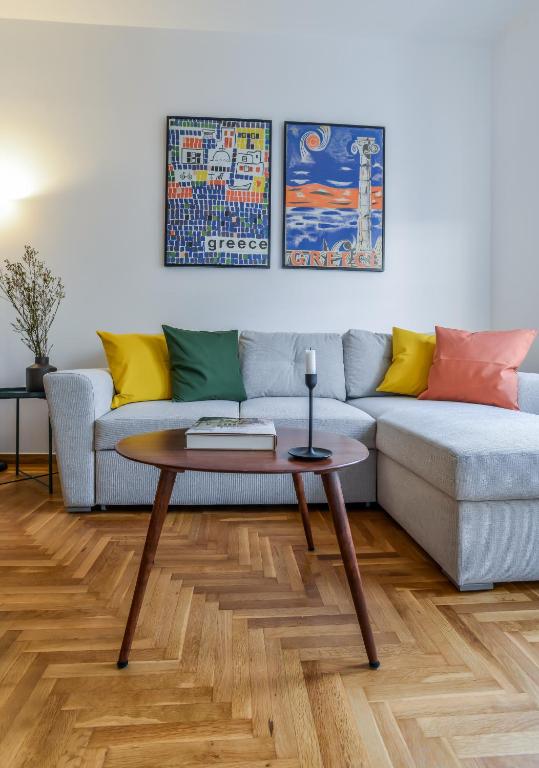 Stylish 2 Bedroom Flat Walk to Acropolis