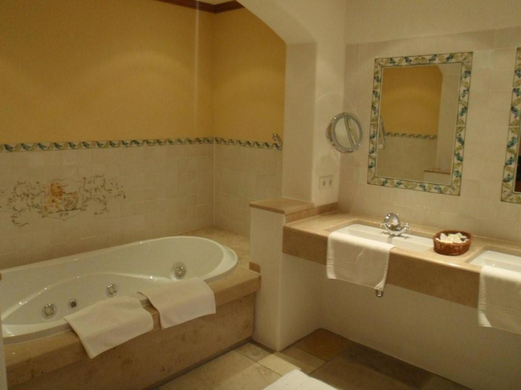 Romantik Hotel Zum Klosterbräu - Grote Tweepersoonskamer