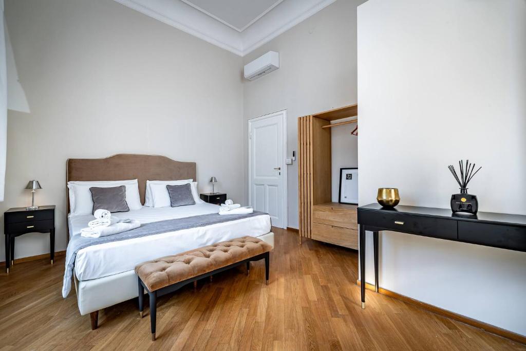 YD Comfort & Style in Central Florence 3BR Apartment
