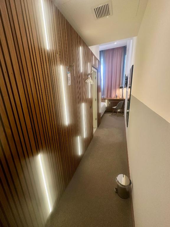 H24 Berlin Lichtenberg - Budget Single Room