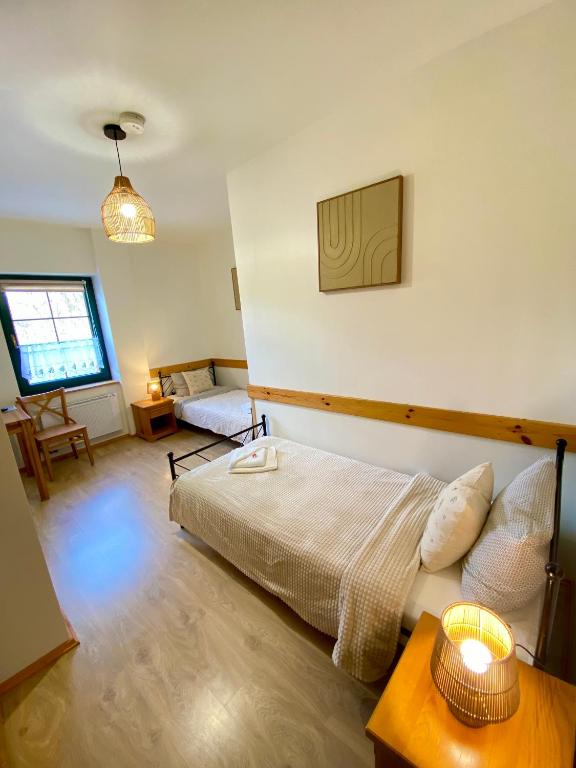 Młyn Wielisław Agroturystyka i Restauracja - Habitación Doble Con Baño Privado