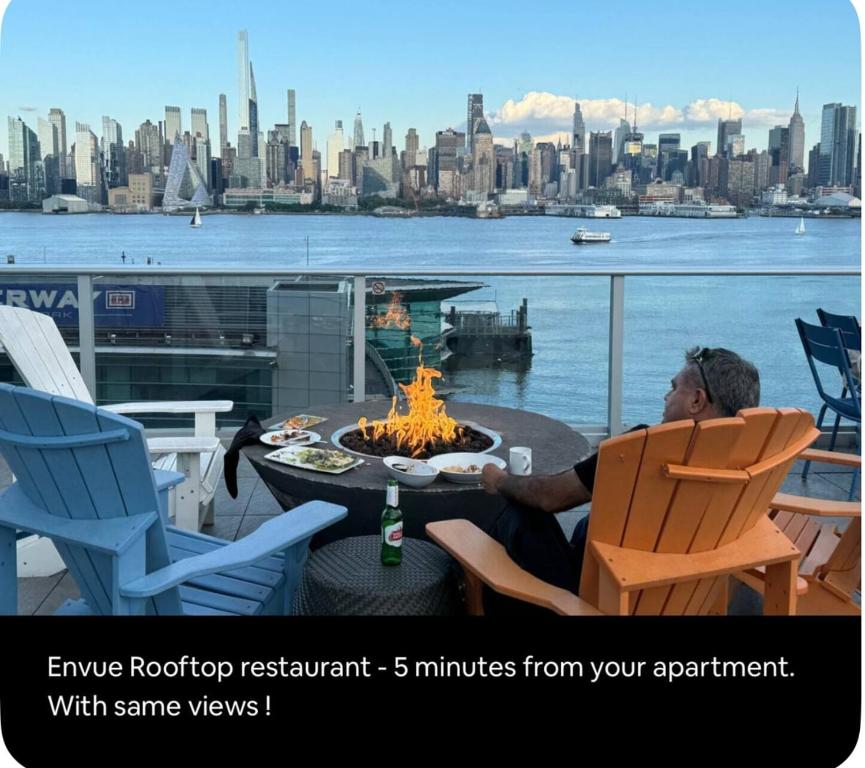 NYC Skyline Views 15 minutes toTimes Square, West New York (prezzi ...