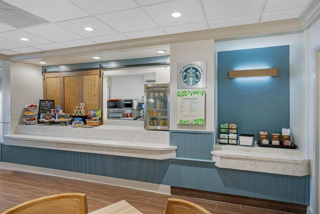 Sonesta ES Suites Orlando - Lake Buena Vista photo