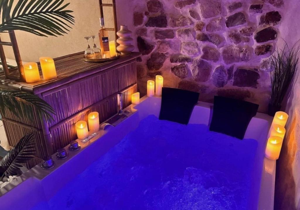 Appartement Spa avec Jacuzzi & Hammam - Climatisé - Centre Aix-en-Provence