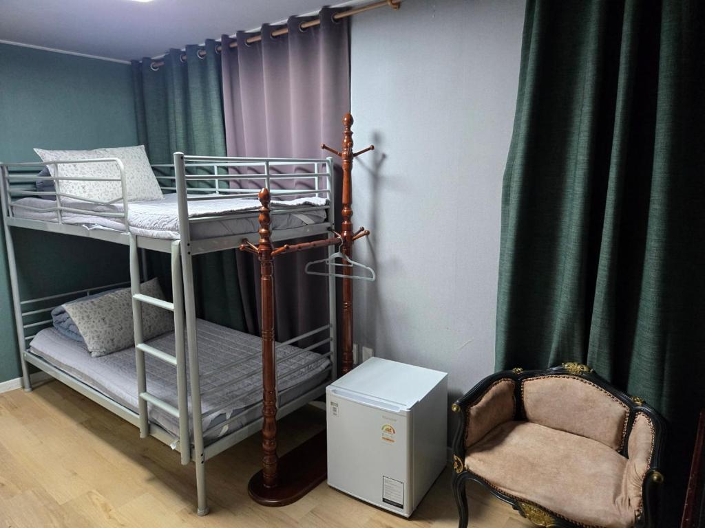 Art and Stay - Camera Familiare Deluxe