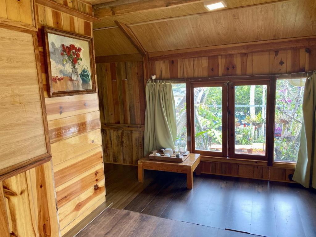 Đà Lạt Củi Homestay - Çift Kişilik Oda - Özel Banyolu