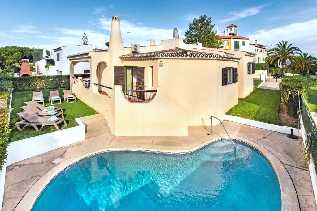 Old Village Area and close to all amenities, Overlooking Golf Course
