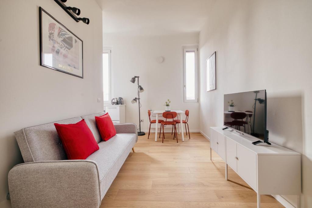 Just Urban Stays - Modern and Strategic 1-BR Flat A - Central Station