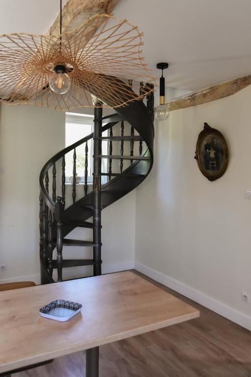 Gite & Chambre d'hotes ClosSaintJoseph - Jacuzzi, Sauna & Piscine ext chauffée - Huis Met Twee Slaapkamers