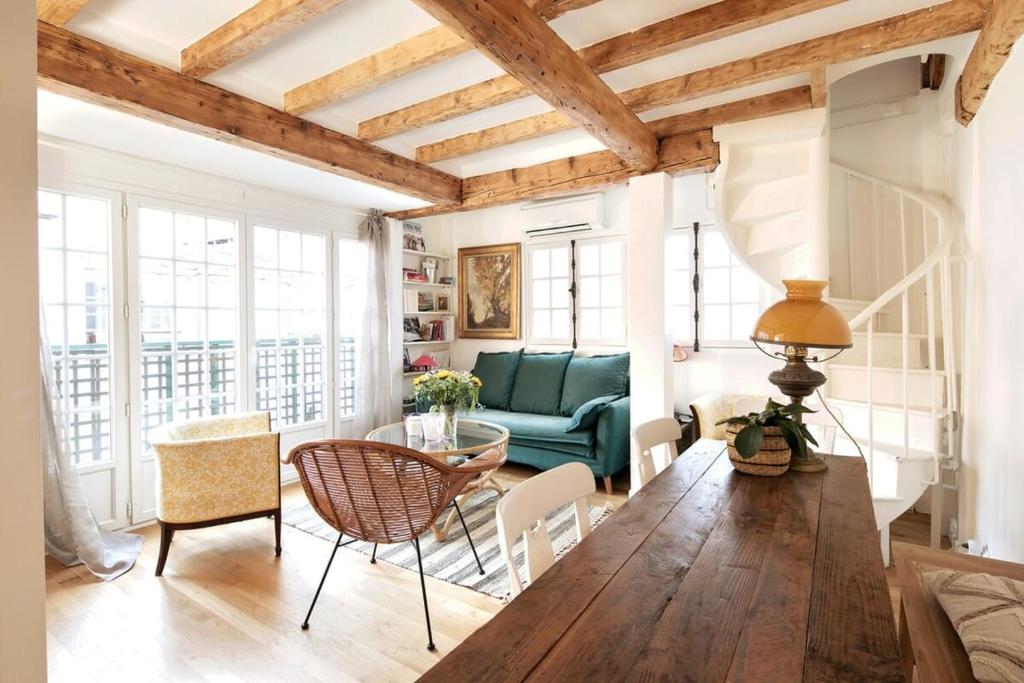 Ganneron - CI - Welcoming studio for 2p - Paris 18