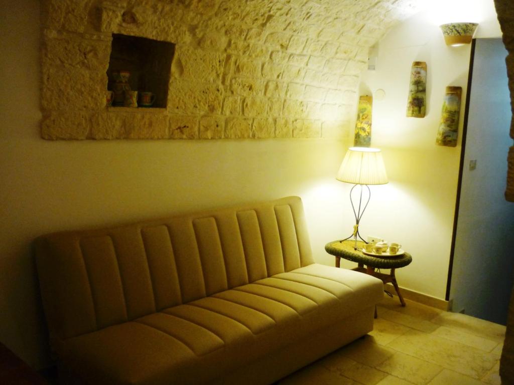 Część wypoczynkowa w obiekcie Trulli Bosco Selva