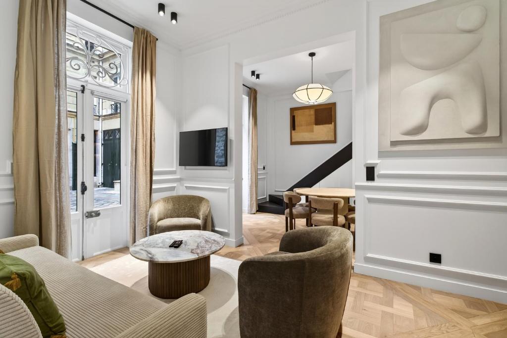 Villa élégante, Champs-Élysées, Opéra-Monceau, AC