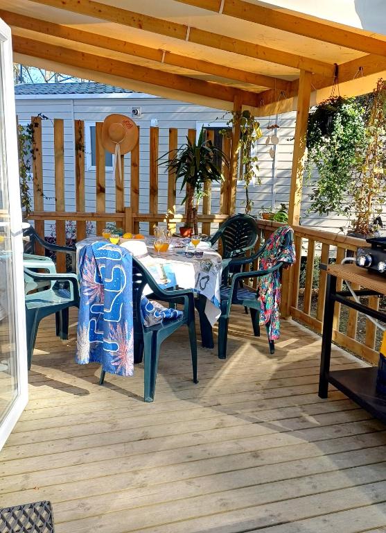 Mobil-home Camping 4 étoiles Plage à 800m Terrasse végétalisée Piscine