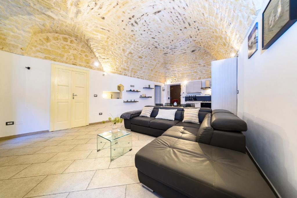 NG Collection Piazza Castello - Housity