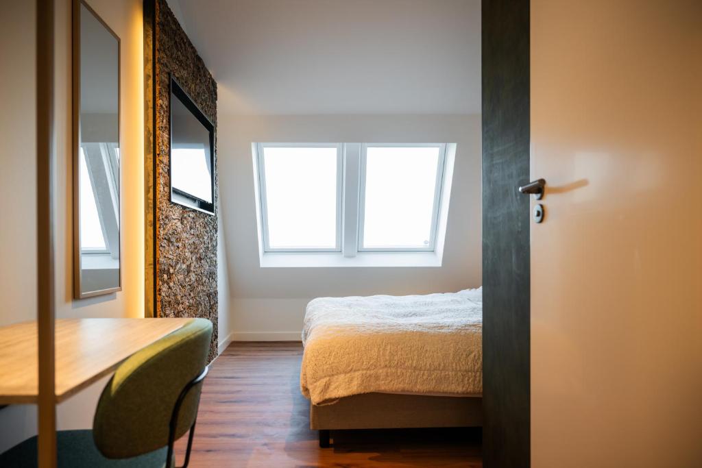 Hotel Biedeboom - Standaard Tweepersoons- Of Twinkamer Met Uitzicht Op De Tuin