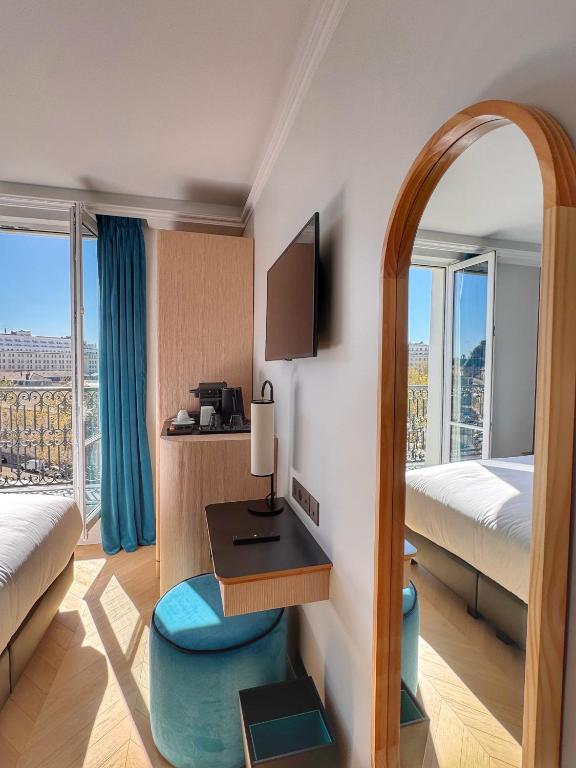Eiffel Yard Hotel 2