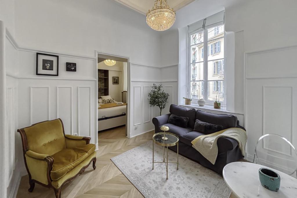 #59 Staywizus - Duplex Massena 1 BDR AC - 5 mins walk to Sea