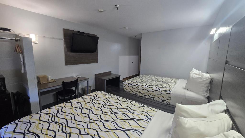 Desert Inn Tucumcari - Estándar Con Dos Camas Queen - Segundo Piso - QQ2