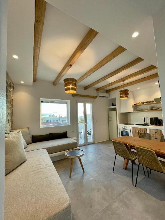 Konstantza's Deluxe Suite